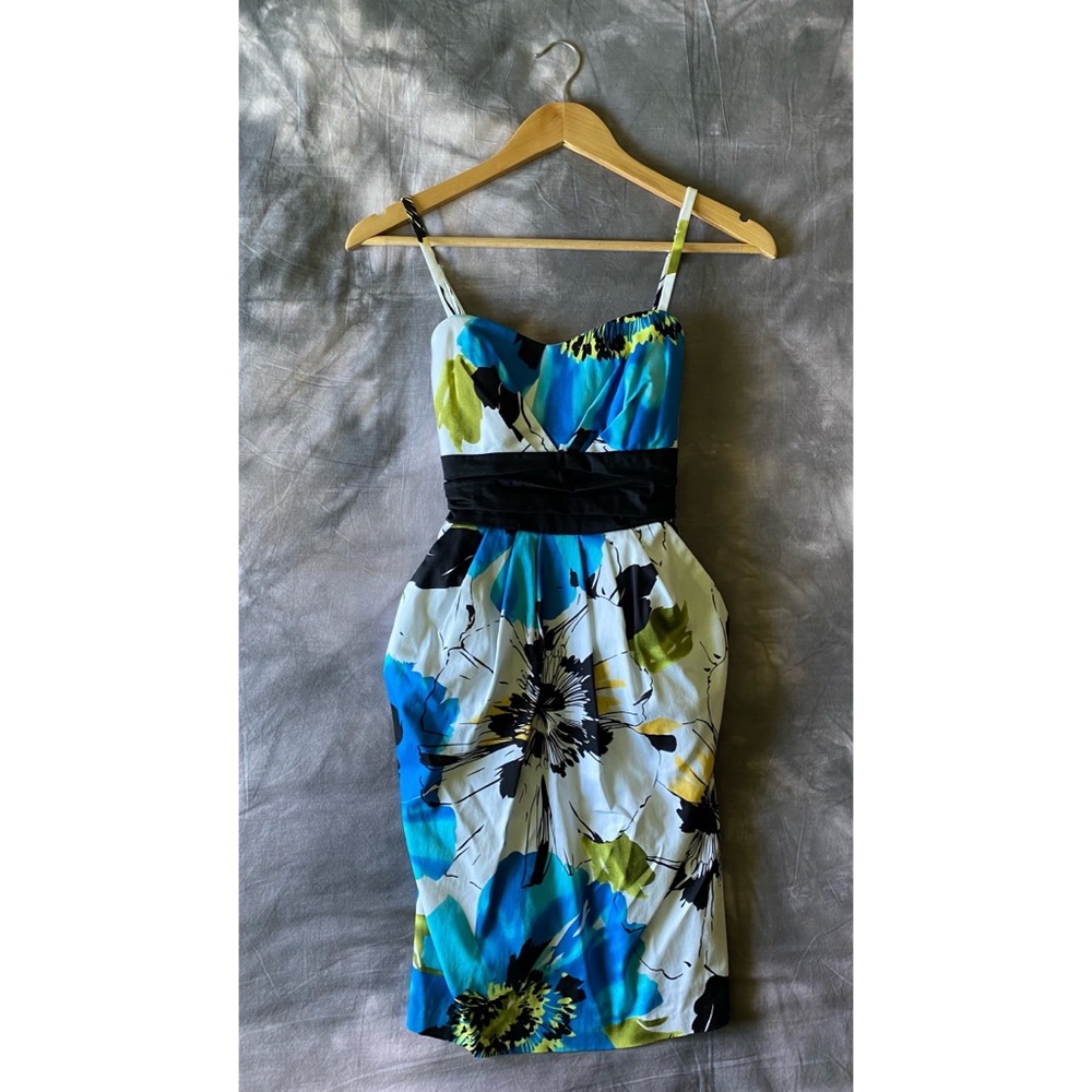 Floral Sundress - Picture 2 of 7